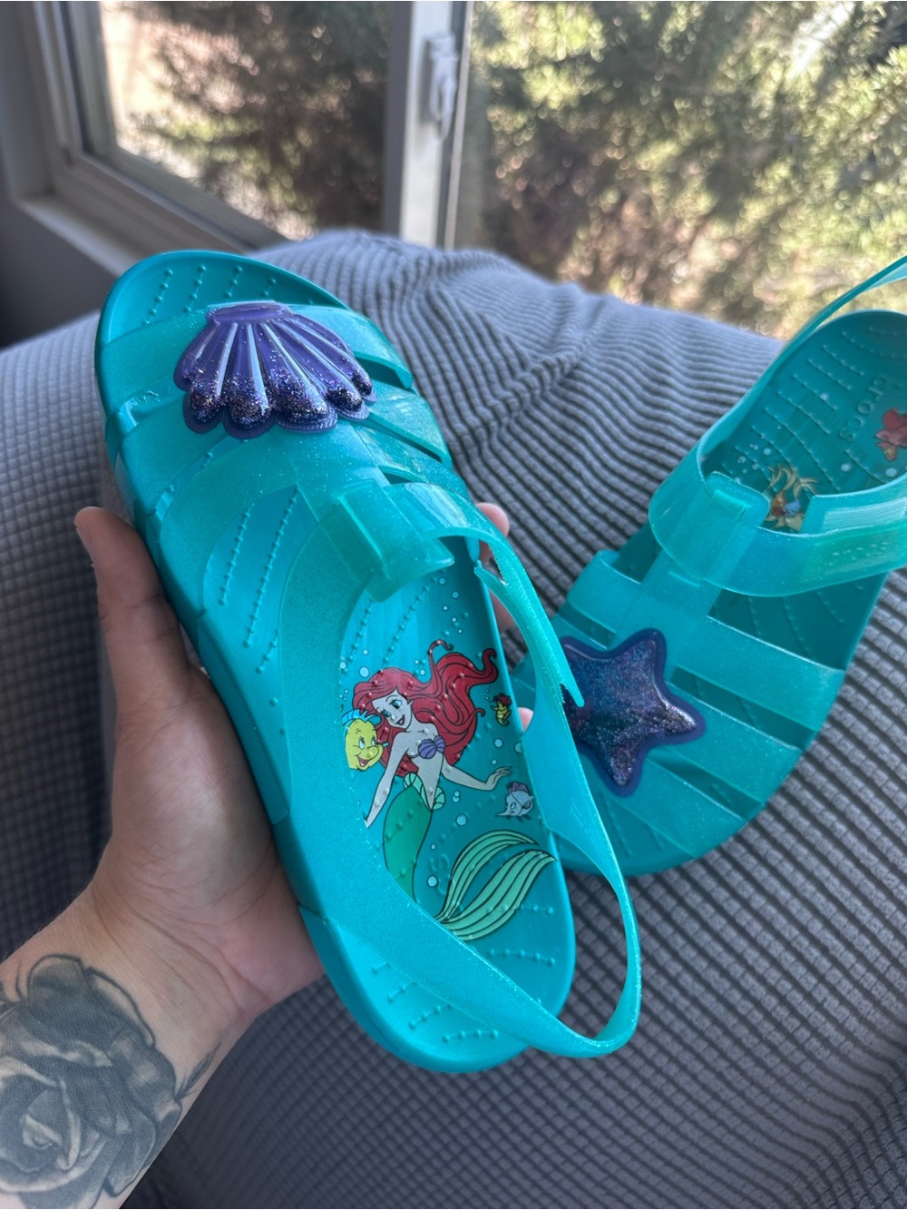 CROCS Teal Girls' Mermaid Sandals with Purple Glitter Shell Accent